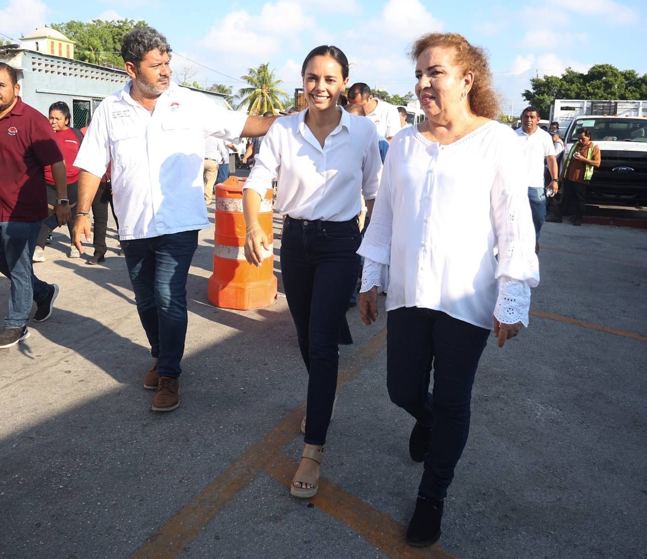 uploads/6/32/01 (273).Jpeg